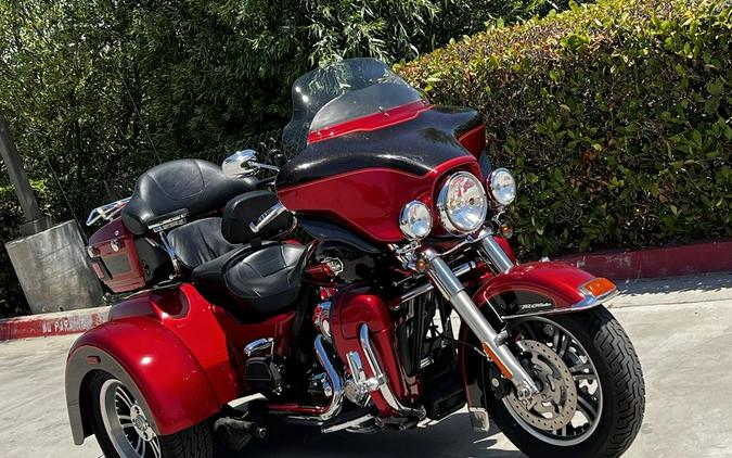 2012 Harley-Davidson® FLHTCUTG - Tri Glide® Ultra