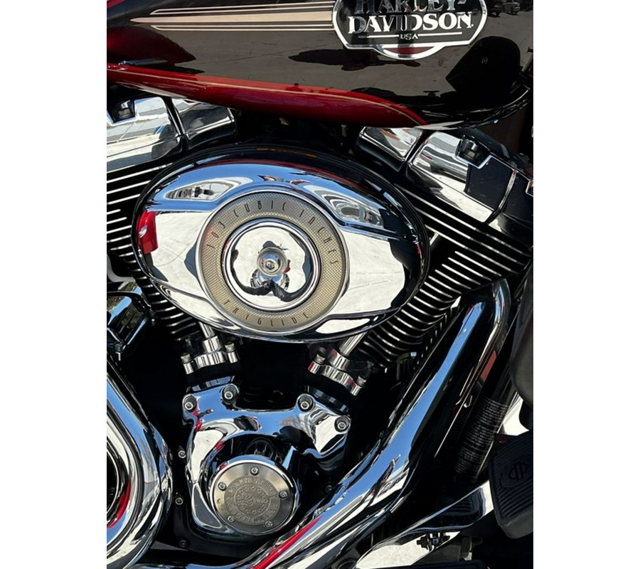 2012 Harley-Davidson® FLHTCUTG - Tri Glide® Ultra