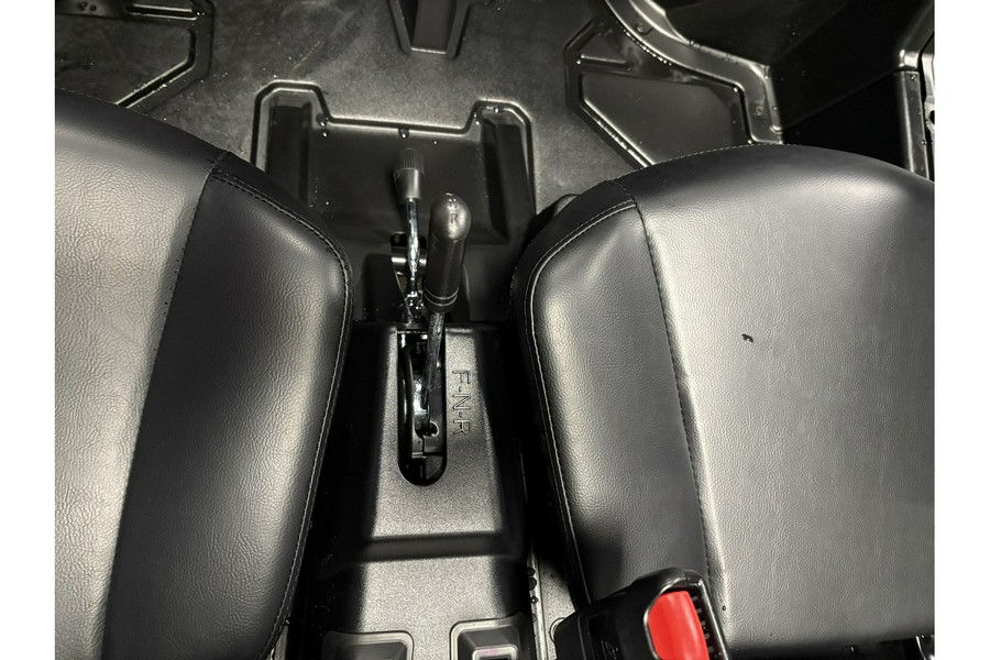 2026 Polaris RZR 200 EFI