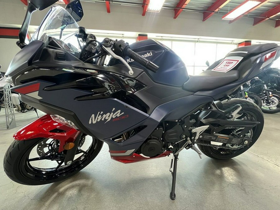 2026 Kawasaki Ninja 500 ABS Metallic Matte Twilight Blue