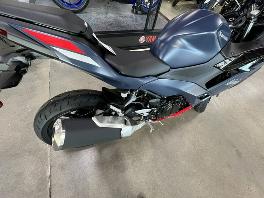 2026 Kawasaki Ninja 500 ABS Metallic Matte Twilight Blue