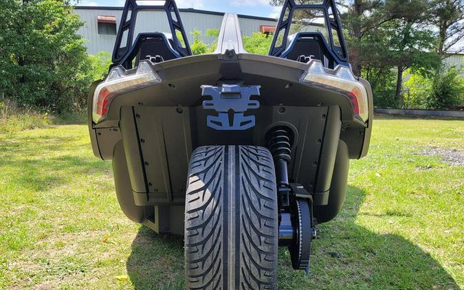 2026 Polaris Slingshot® R Manual