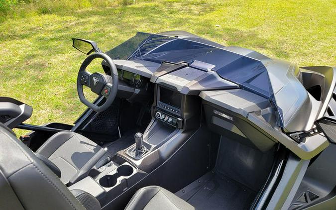 2026 Polaris Slingshot® R Manual