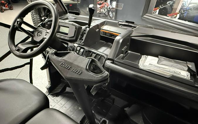 2026 Can-Am Defender DPS HD7