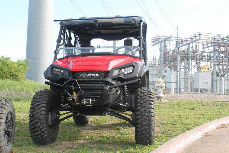 2019 Honda® Pioneer 1000-5 Deluxe