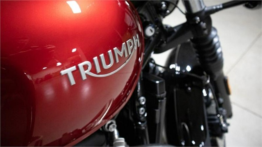 2023 Triumph Bonneville Bobber Red Hopper