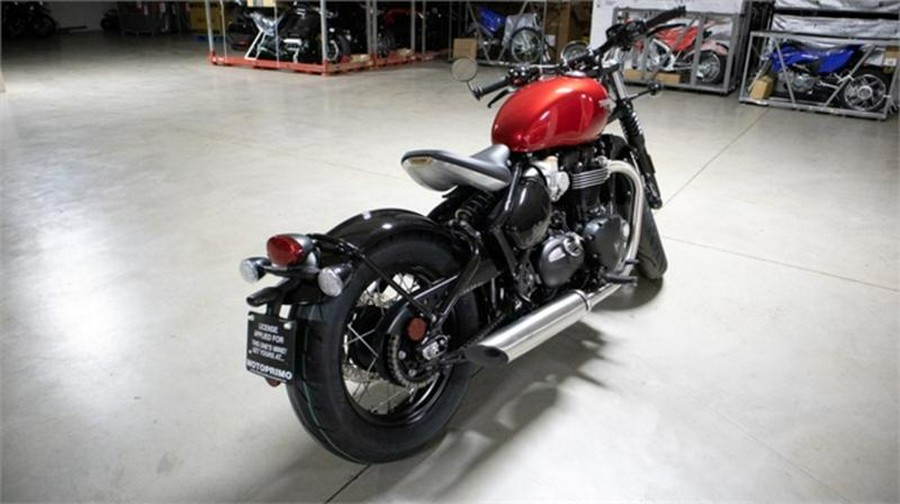 2023 Triumph Bonneville Bobber Red Hopper