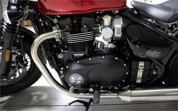 2023 Triumph Bonneville Bobber Red Hopper