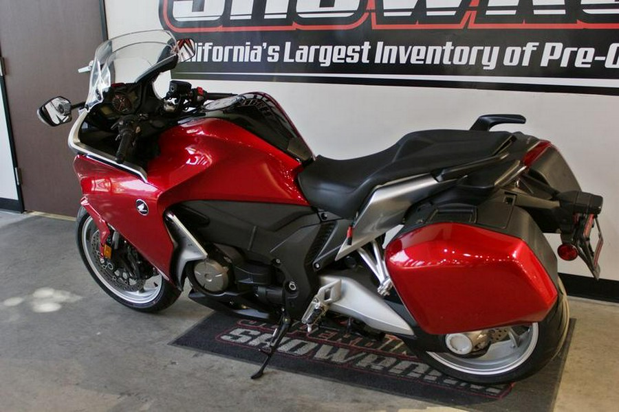 2010 Honda® VFR12FDAA