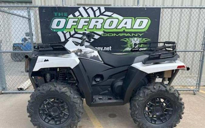 2023 Arctic Cat® Alterra 600 Black Hills Edition