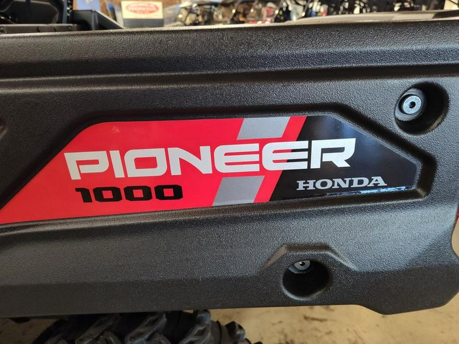 2025 Honda® Pioneer 1000