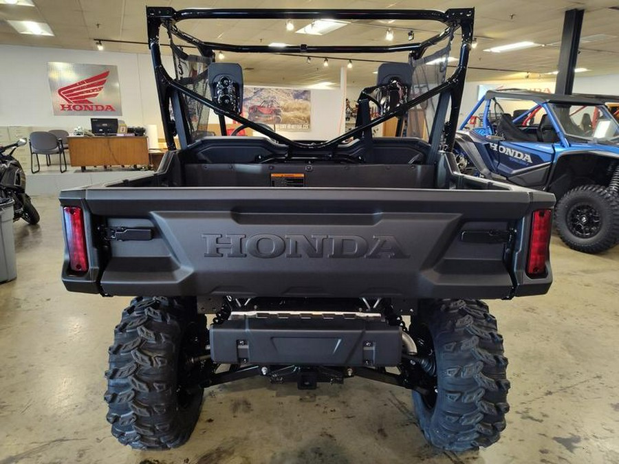 2025 Honda® Pioneer 1000