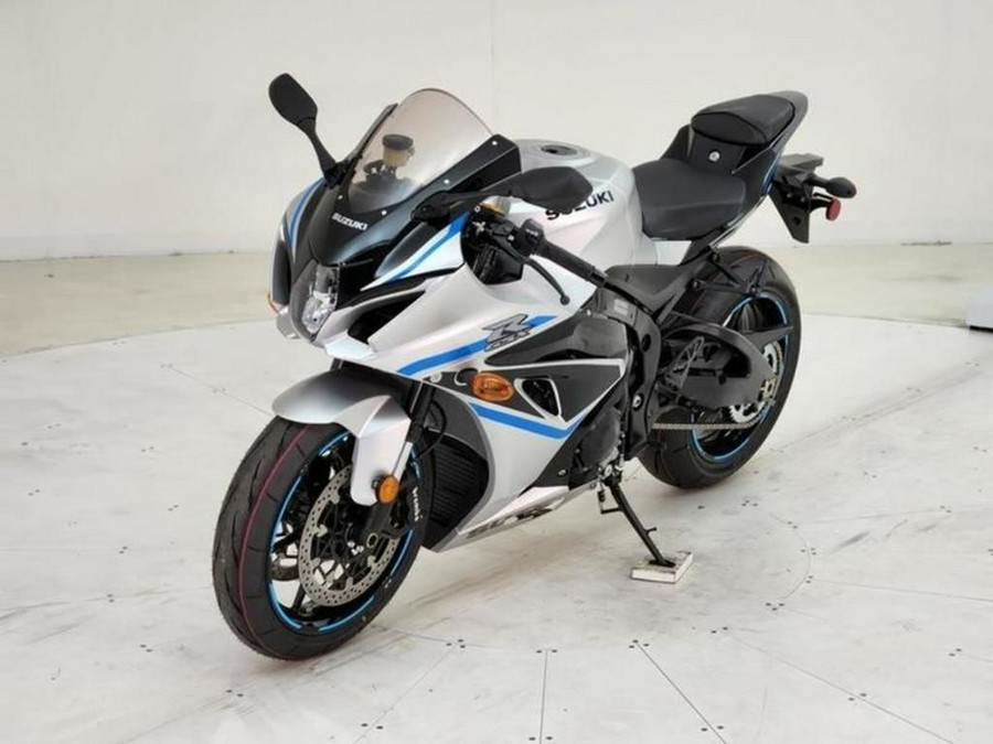 2025 Suzuki GSX-R1000