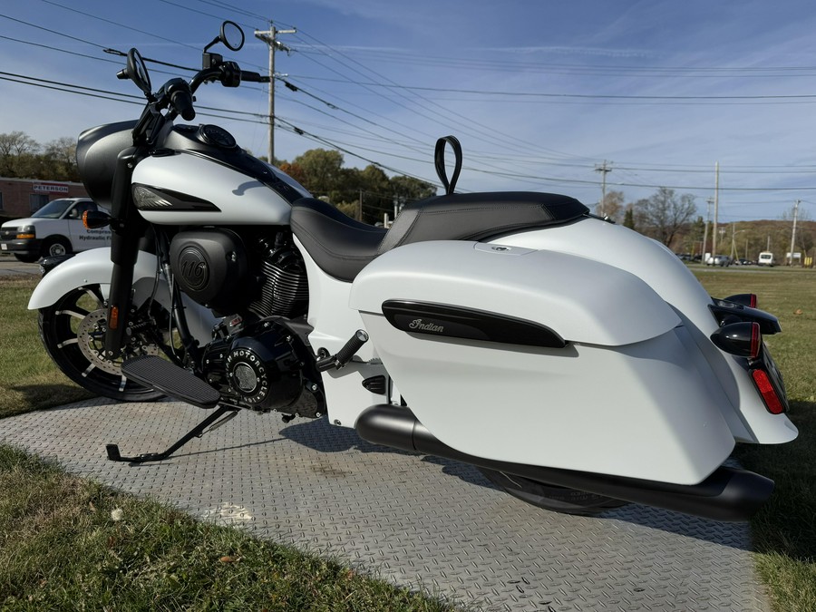 2026 Indian Motorcycle Springfield Dark Horse