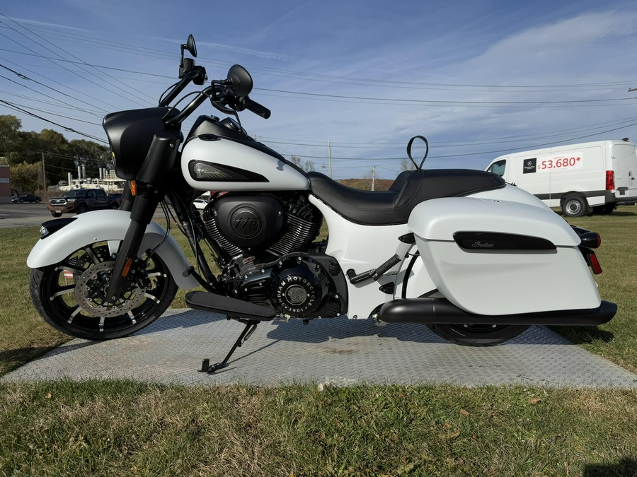 2026 Indian Motorcycle Springfield Dark Horse