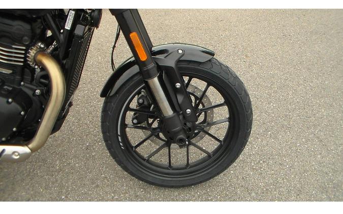 2027 Street Tracker 400 - Triumph