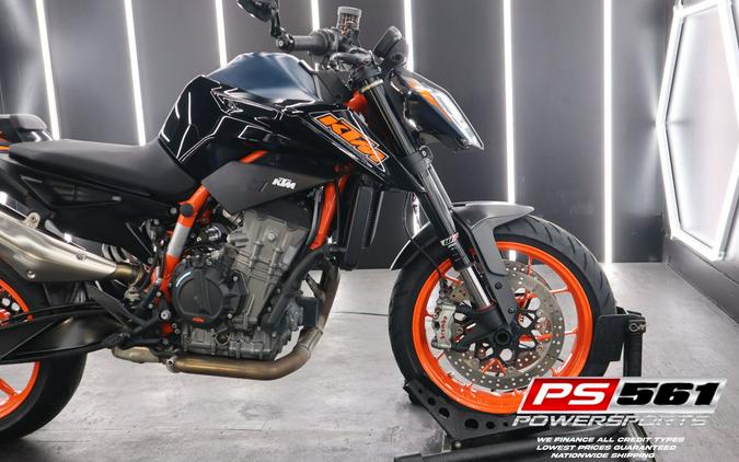 2022 KTM 890 Duke R