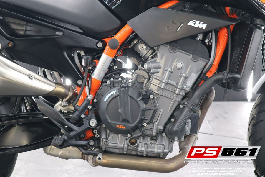 2022 KTM 890 Duke R