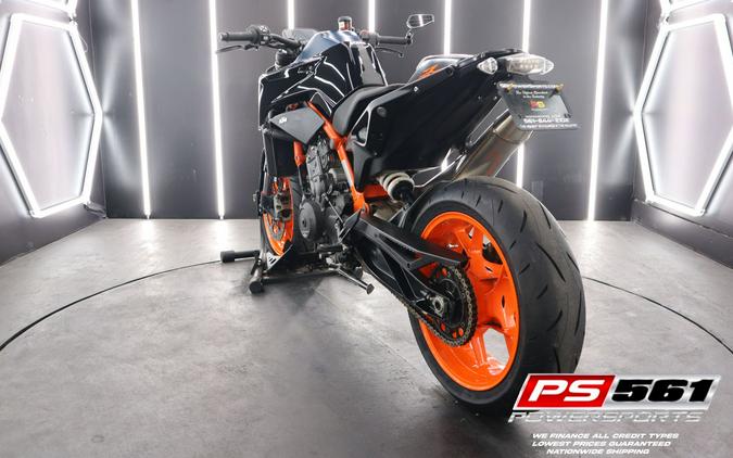 2022 KTM 890 Duke R