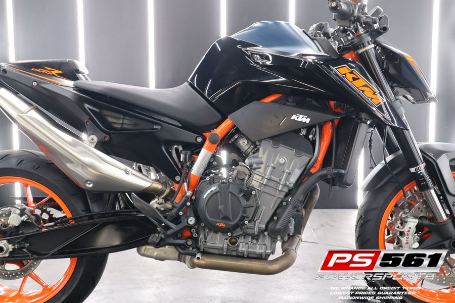 2022 KTM 890 Duke R