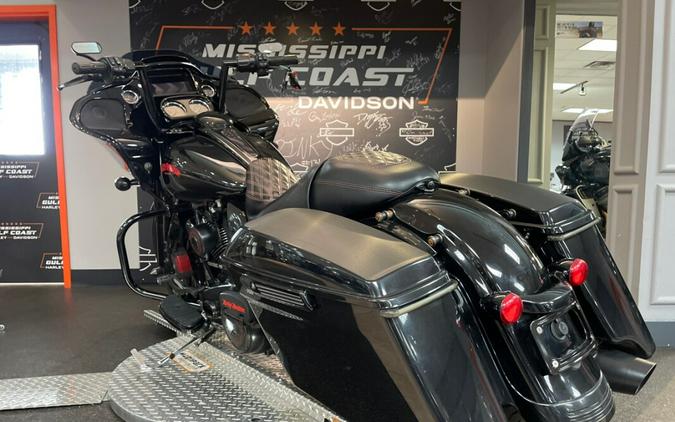 FLTRXS 2019 Road Glide® Special