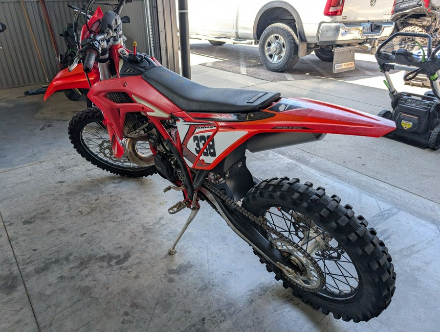 2024 Beta 300 Xtrainer