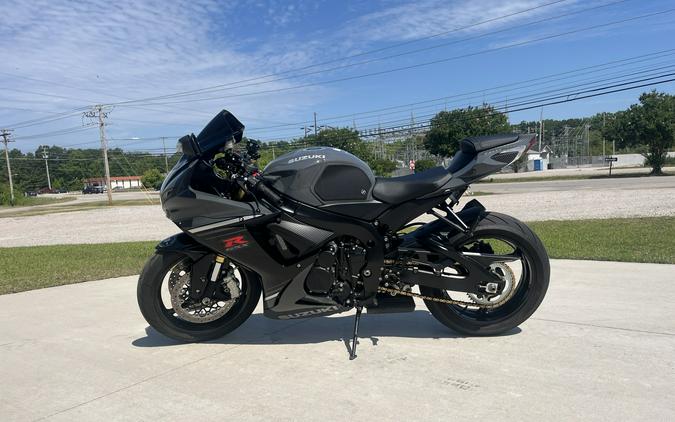 2025 SUZUKI GSX-R750 - 7101089