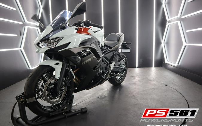 2023 Kawasaki Ninja 650 KRT Edition