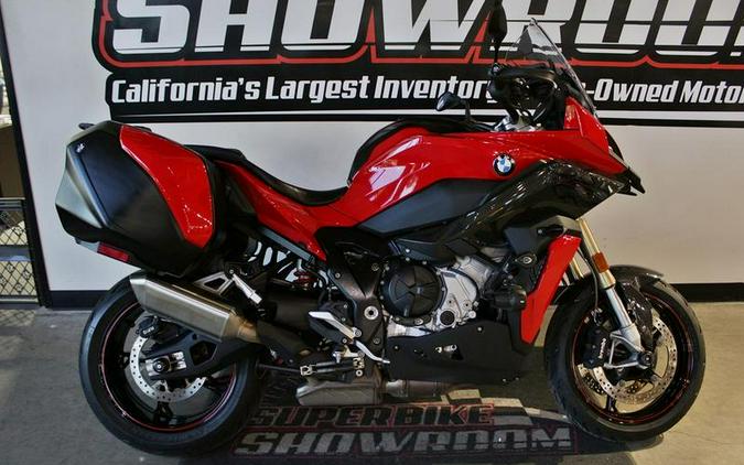 2020 BMW S 1000 XR Racing Red with White Aluminum Metallic Matte