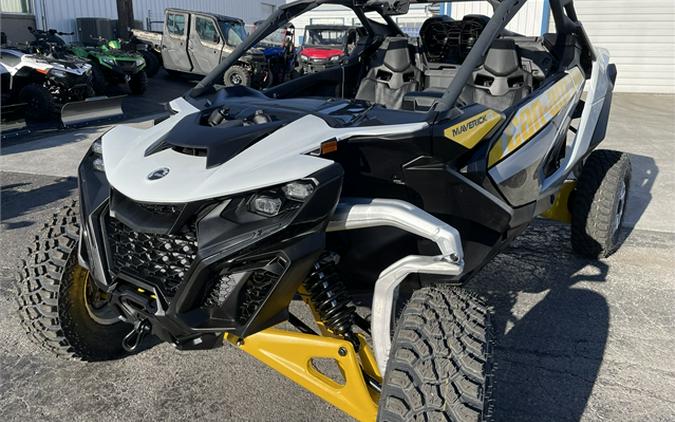 2024 Can-Am Maverick R