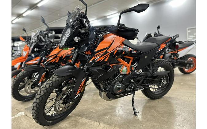 2024 KTM Adventure 390