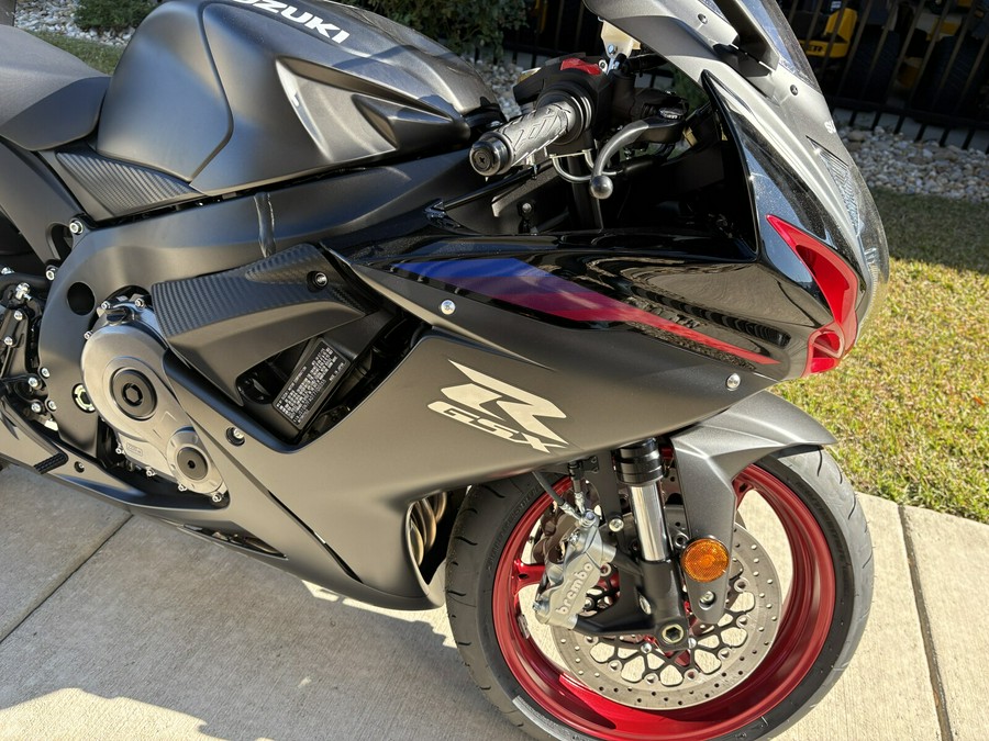 2026 SUZUKI GSX-R600 - 7100355