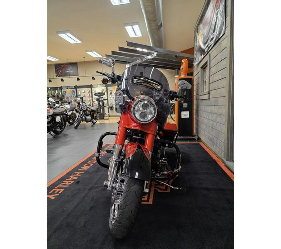 2014 Harley-Davidson® FLHRSE - CVO™ Road King®