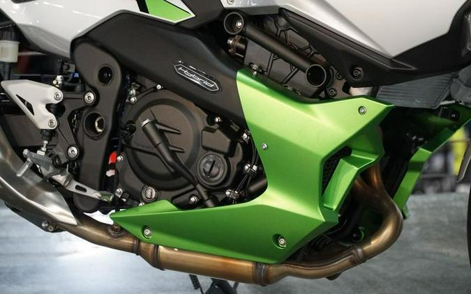 2024 Kawasaki Ninja® 7 Hybrid ABS