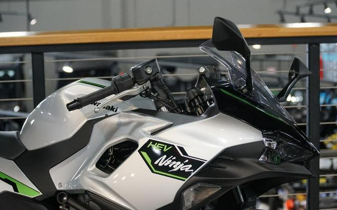 2024 Kawasaki Ninja® 7 Hybrid ABS