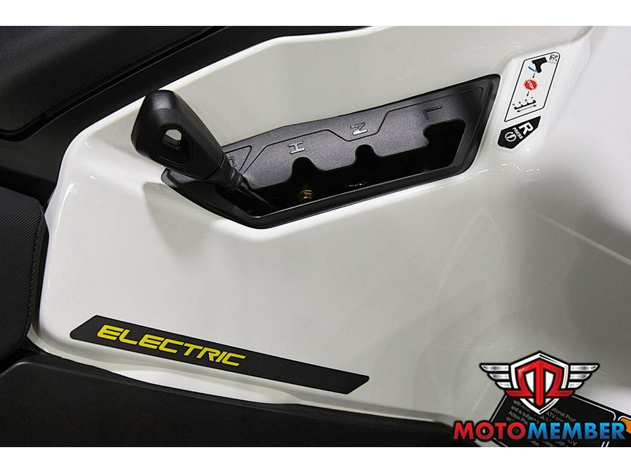 2026 Can-Am Outlander Electric