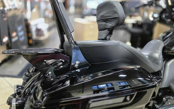 2017 Harley-Davidson® FLHXS - Street Glide® Special