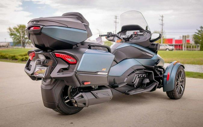 2026 Can-Am® Spyder RT Limited Dark