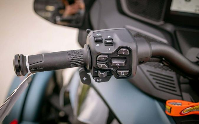 2026 Can-Am® Spyder RT Limited Dark