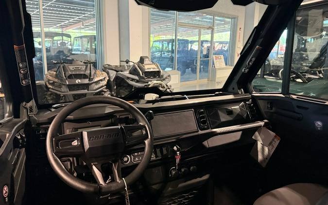 2026 Can-Am Defender MAX XT CAB HD11