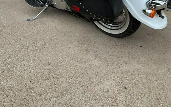 2023 Suzuki Boulevard C50T