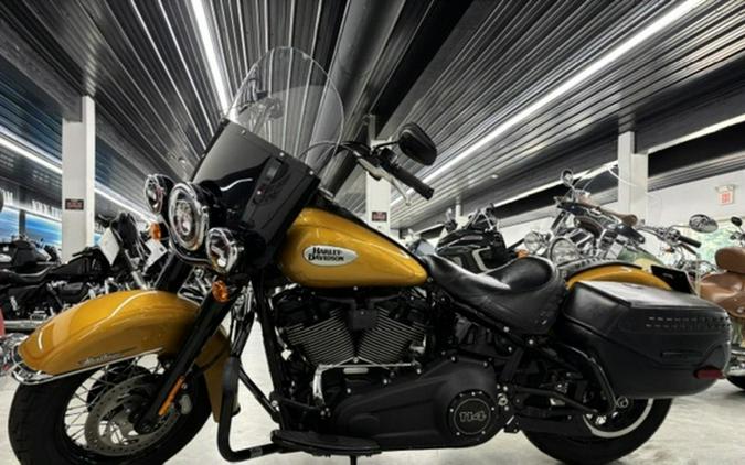 2023 Harley-Davidson Softail FLHCS - Heritage Classic