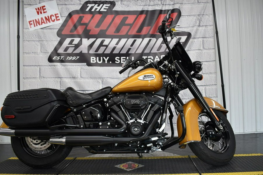 2023 Harley-Davidson Softail FLHCS - Heritage Classic