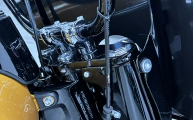2023 Harley-Davidson Softail FLHCS - Heritage Classic