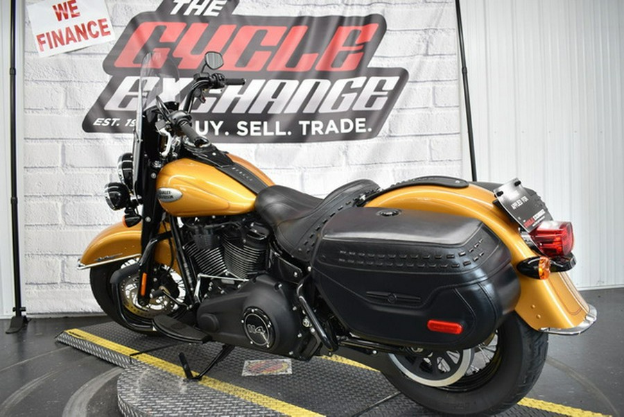 2023 Harley-Davidson Softail FLHCS - Heritage Classic