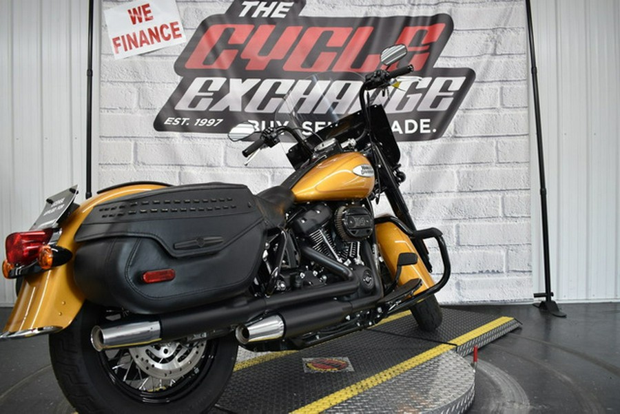 2023 Harley-Davidson Softail FLHCS - Heritage Classic
