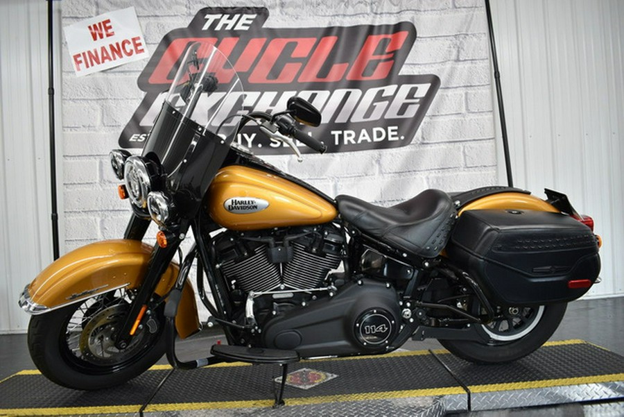 2023 Harley-Davidson Softail FLHCS - Heritage Classic