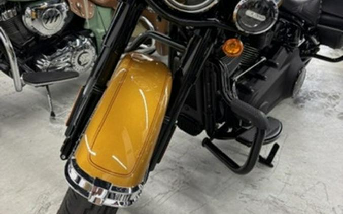 2023 Harley-Davidson Softail FLHCS - Heritage Classic