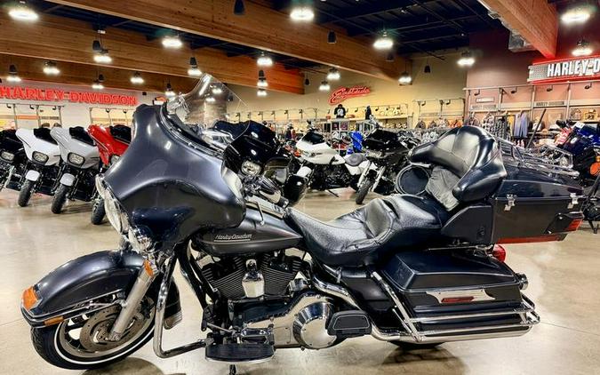 2006 Harley-Davidson® FLHTCI - Electra Glide® Classic