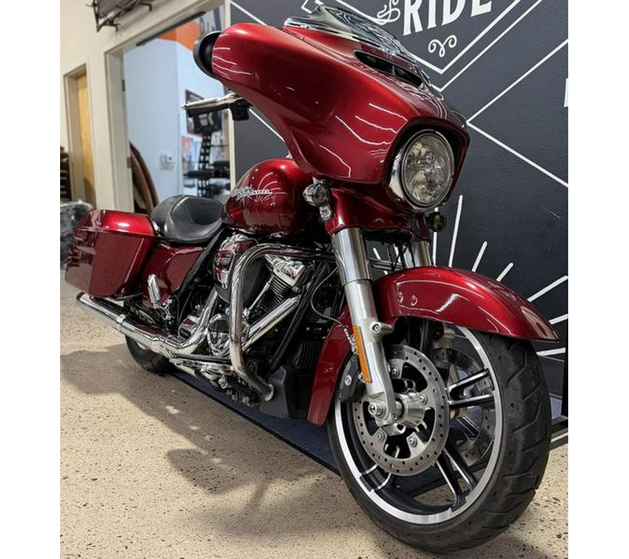 2017 Harley-Davidson® FLHXS - Street Glide® Special